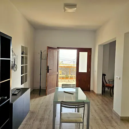 Cernicalo House - Peaceful Terrace Home, Ideal To Explore Lanzarote